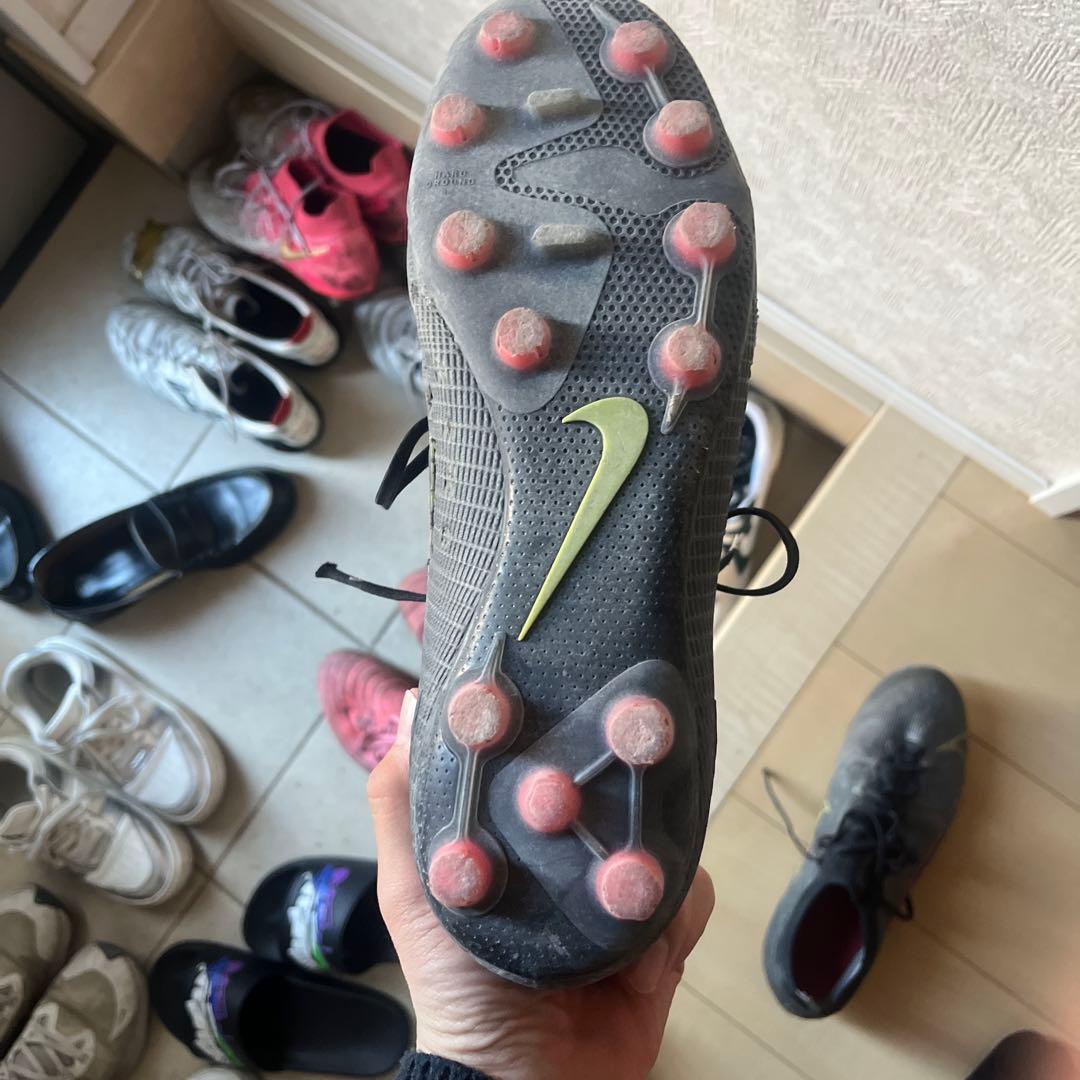 Nike スパイクシューズ ブラック/レッド/イエロー