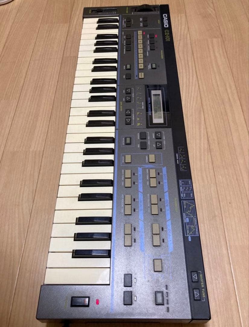 CASIO CZ-101 シンセサイザー