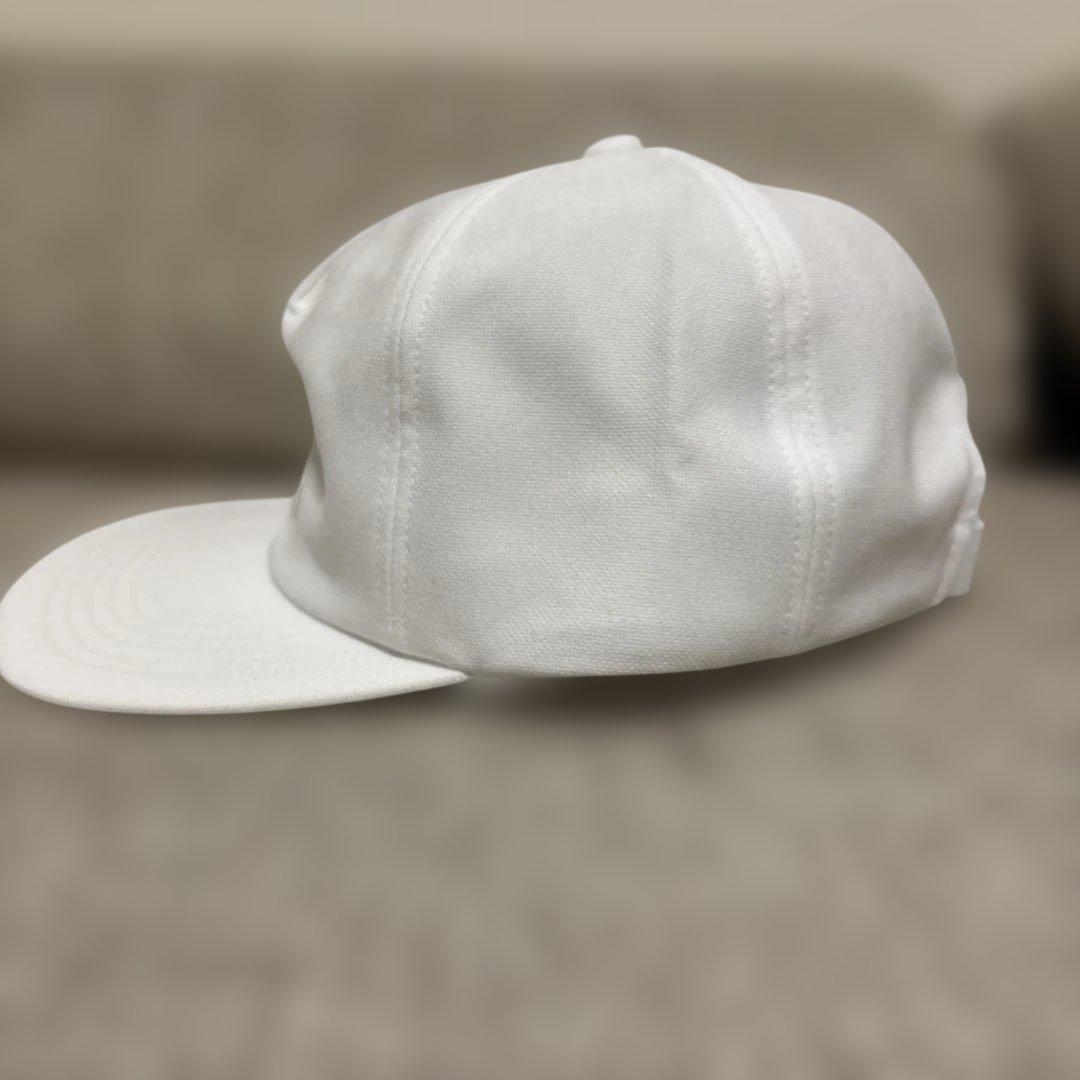 【未使用】1piu1uguale3 CAP WH