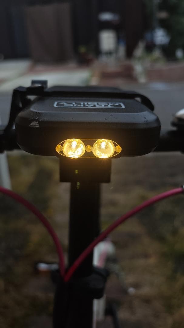 【折りたたみ電動自転車】トランスモバイリー 電動自転車 ホワイト