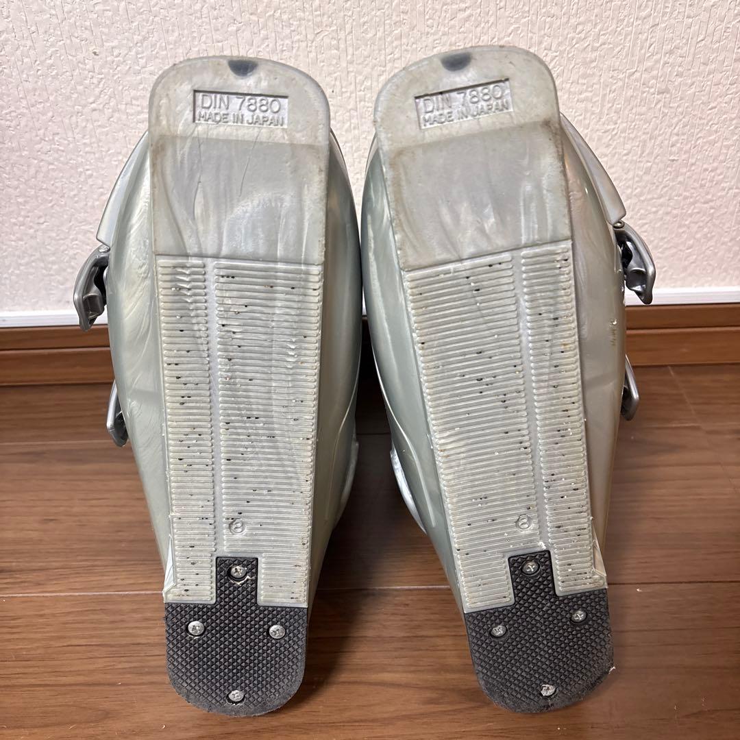 GENFACTORY男性用スキーブーツCARVELIGHT 27.0〜27.5㎝