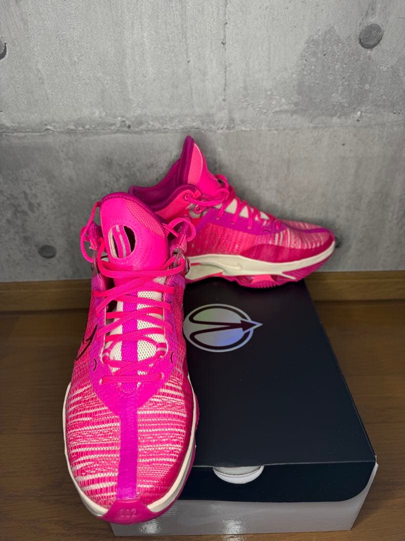 未使用　Nike バスケットボールシューズ ピンク 26.5 GT 2 値下げ可