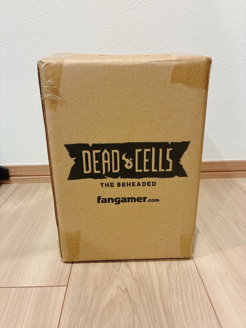 デッドセルズ　DEADCELLS　首なしの囚人　フィギュア