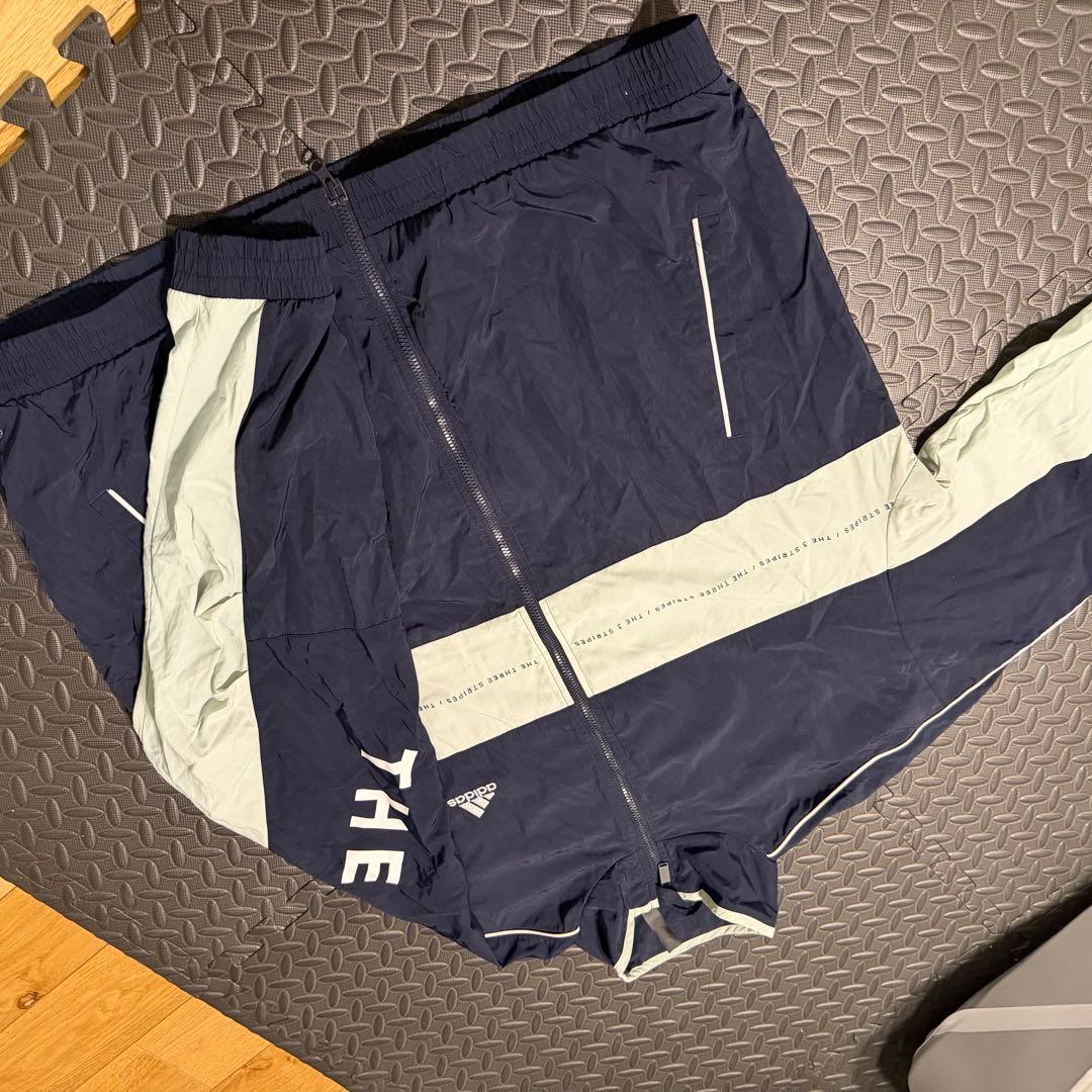 adidas ジャージ上下セット ネイビー/ライトグレー　セットアップ