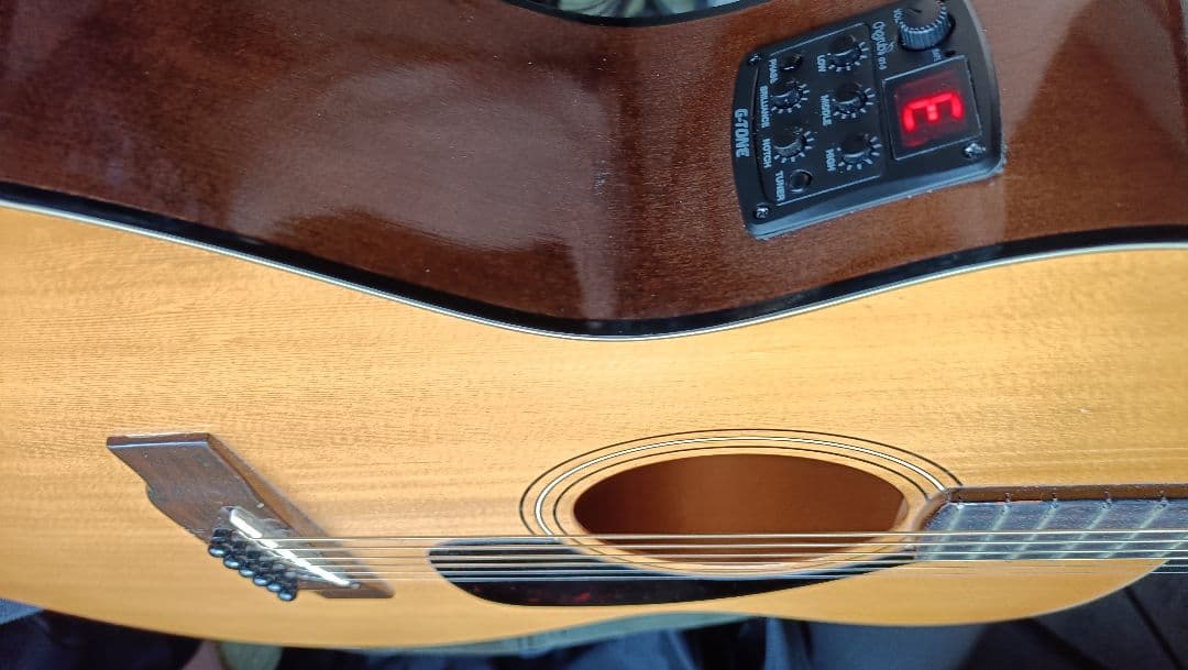 Yamaha アコースティックギター ストラップ付き