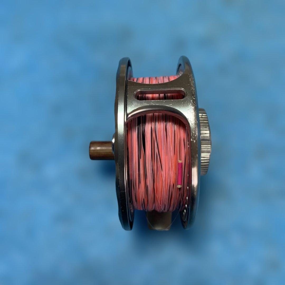 【SHIMANO】鱗夕彩　Esplaty スペシャル67 チヌ釣り用片軸リール