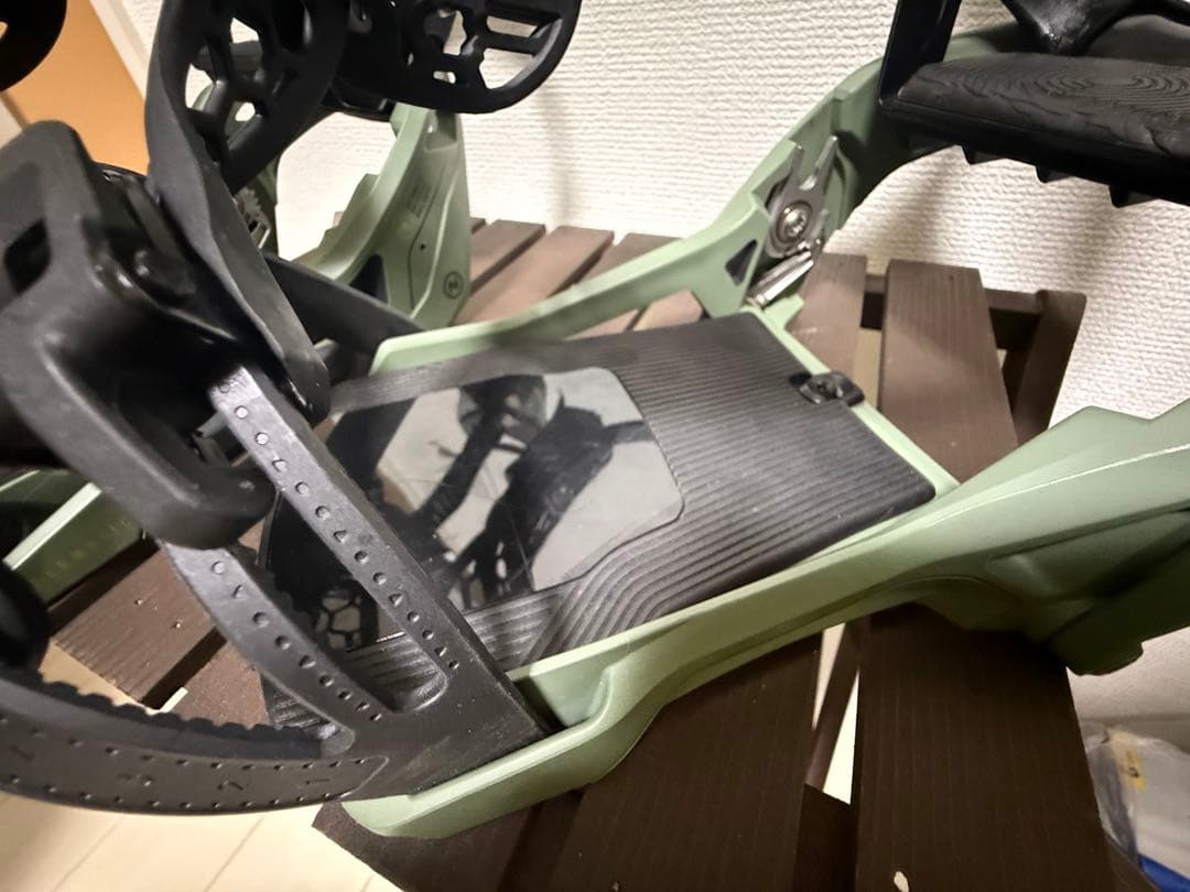 23-24 Nidecker supermatic Mサイズ OLIVE