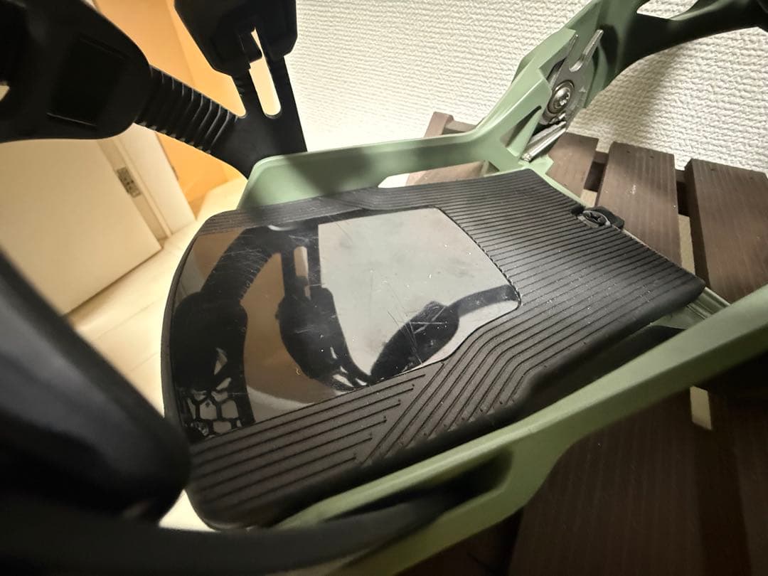 23-24 Nidecker supermatic Mサイズ OLIVE
