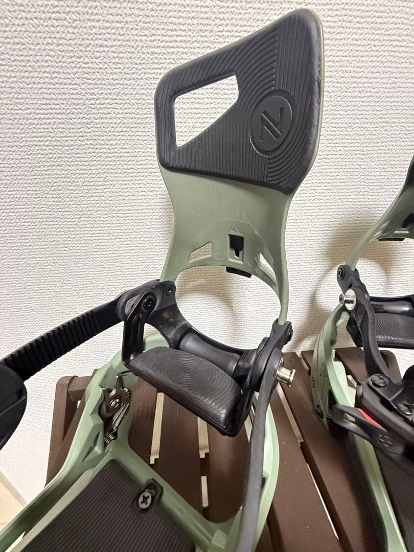 23-24 Nidecker supermatic Mサイズ OLIVE