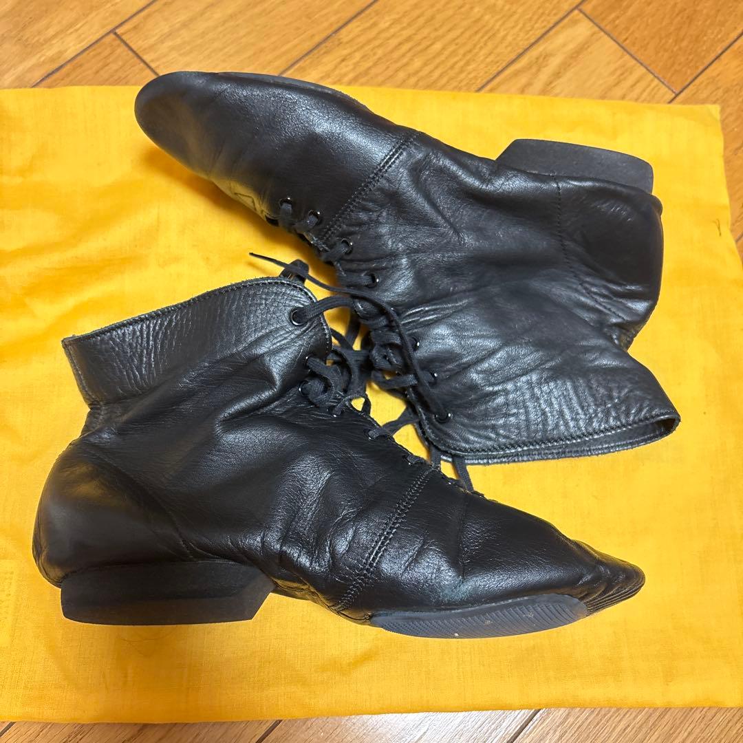 Chacottミドルカットプリーツジャズシューズ（レザーソール）24cm