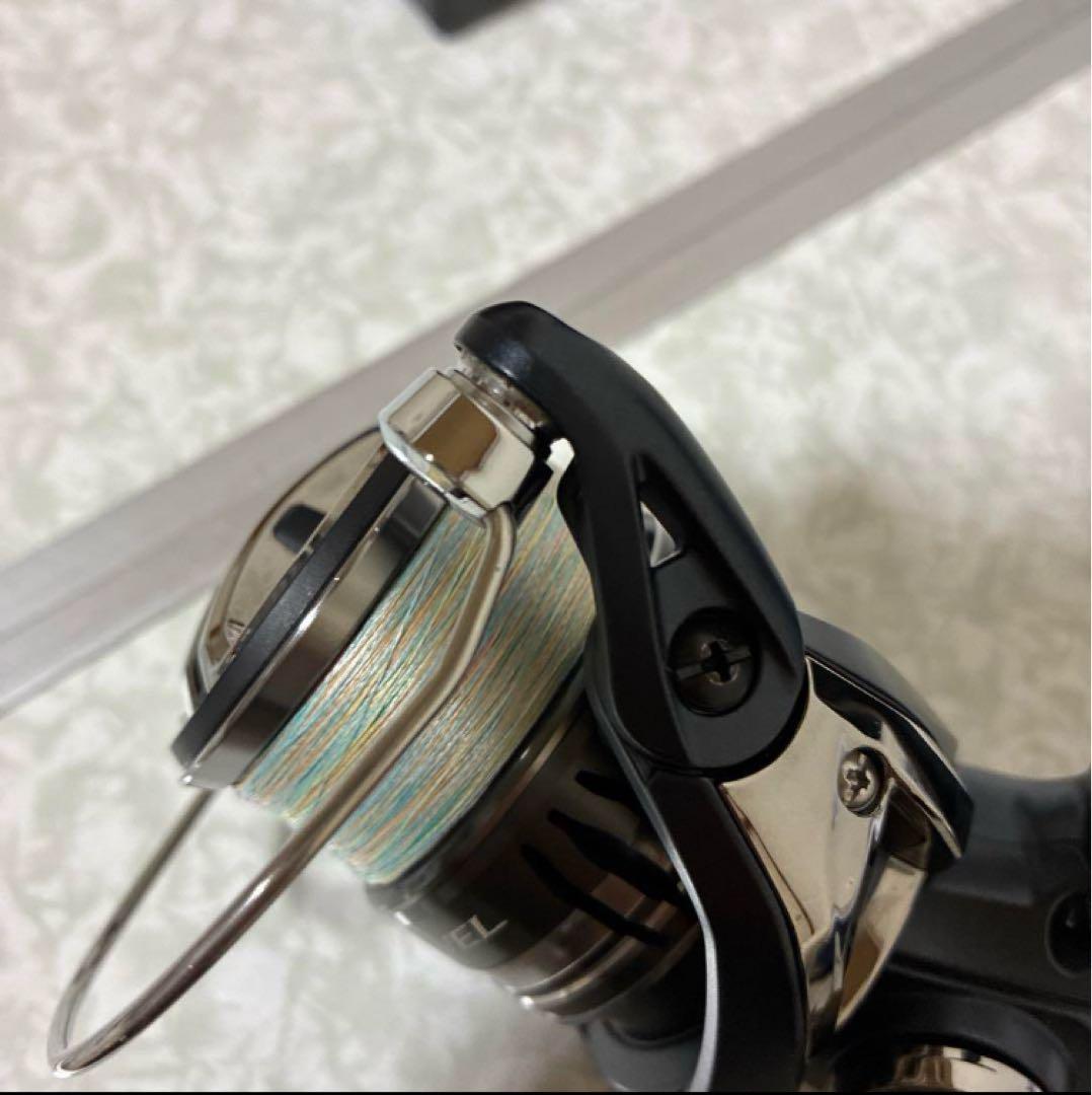 シマノ　ミラベル2500S 【新品】ゴメクサクリールスタンド付き