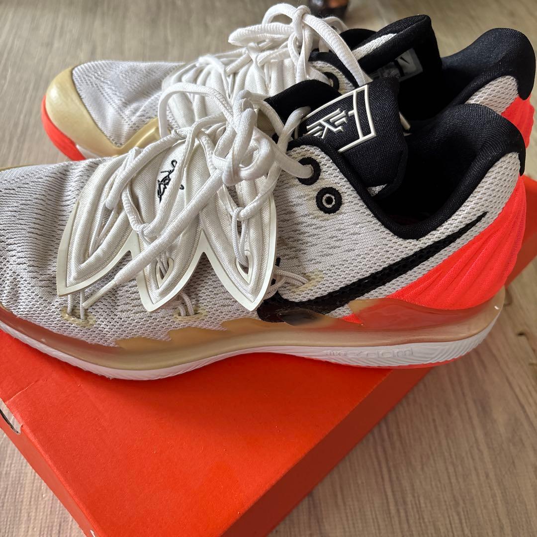 シューズ(男性用) Nike Air Zoom Vapor X Kyrie 5 28cm