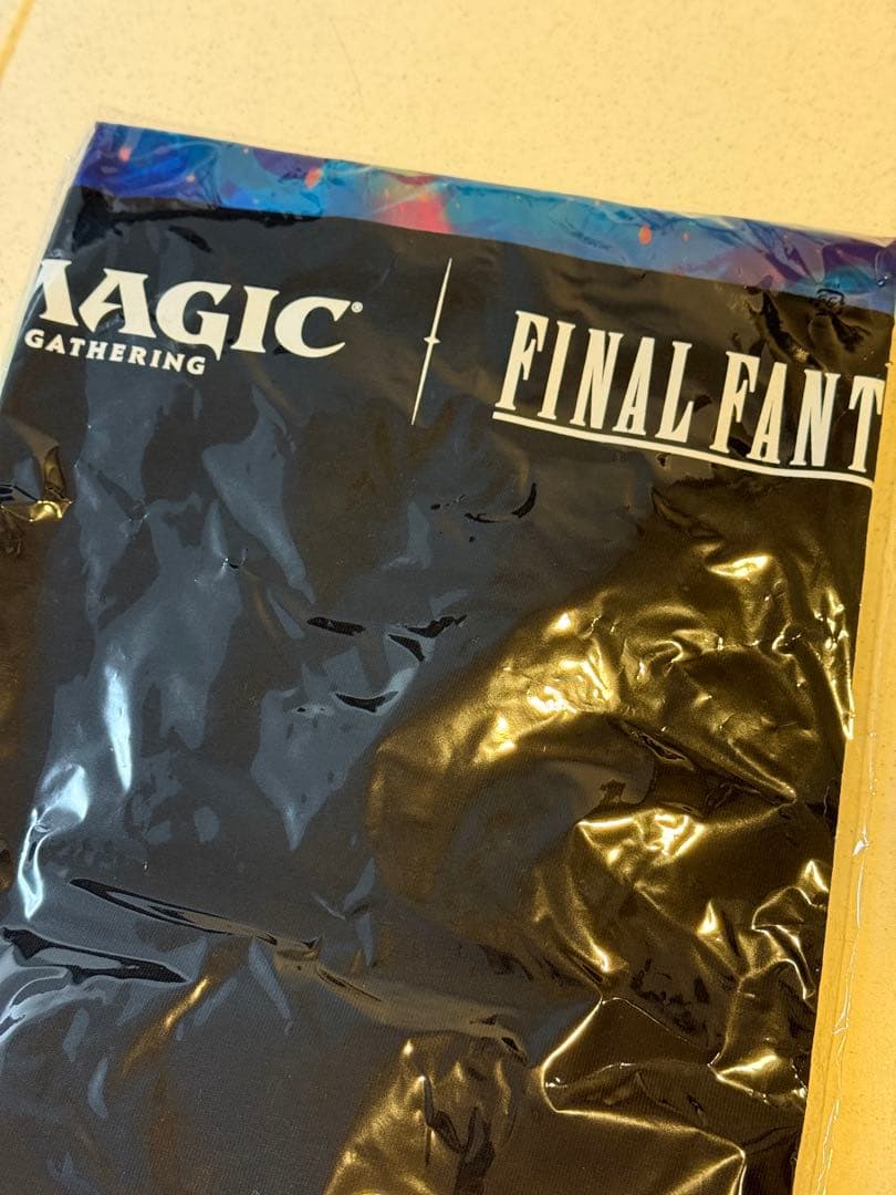 マジック：ザ・ギャザリング × ファイナルファンタジー Tシャツ XL
