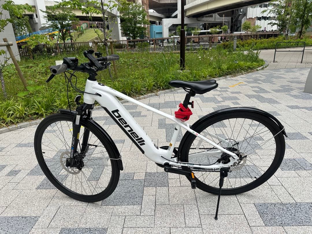 benelli 電動アシスト自転車 スポーツタイプ ホワイト