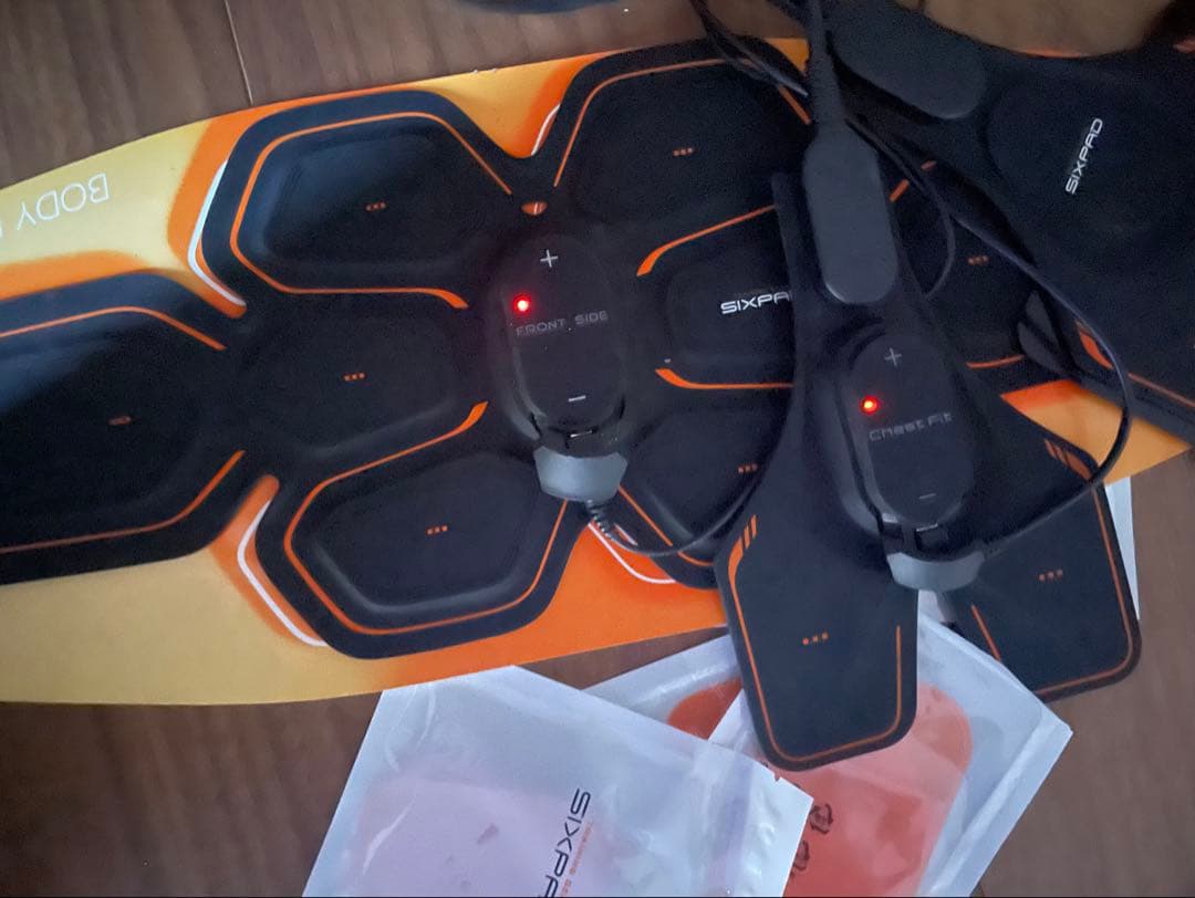 SIXPAD アブスベルト、チェストフィット、ジェルシート