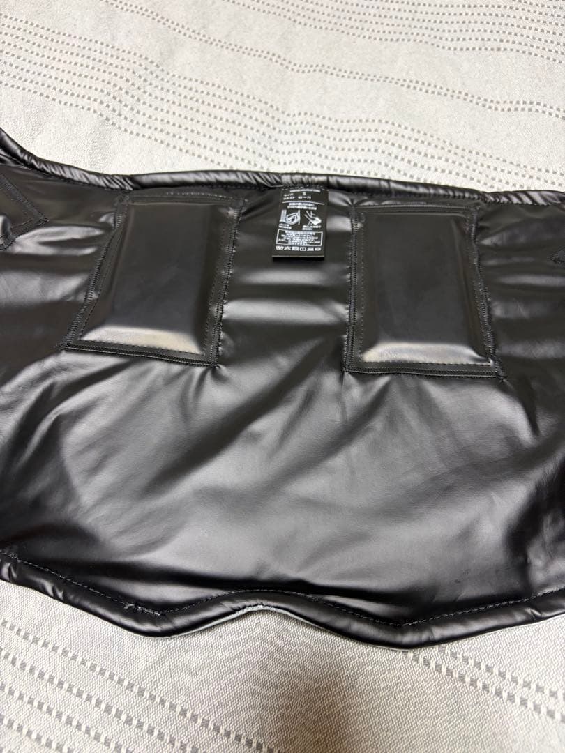 シックスパッド　メディカルコア　Medical Core Sサイズ