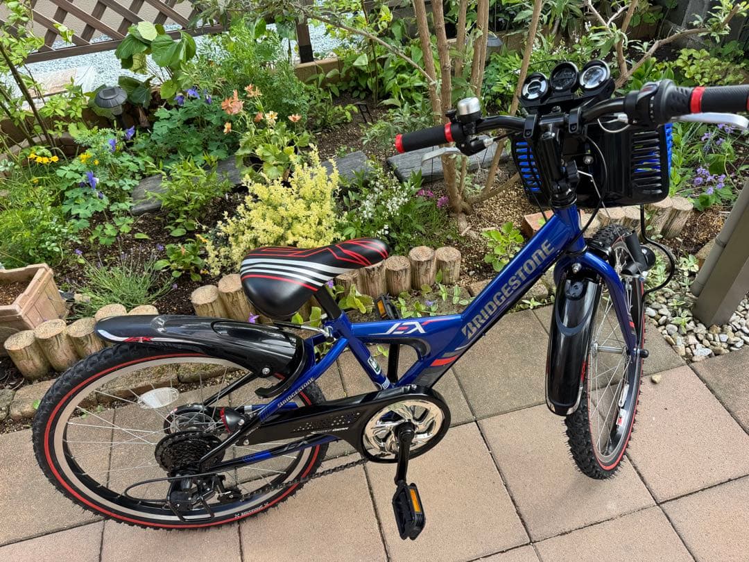 22インチ　ブリヂストン 子供用自転車 青