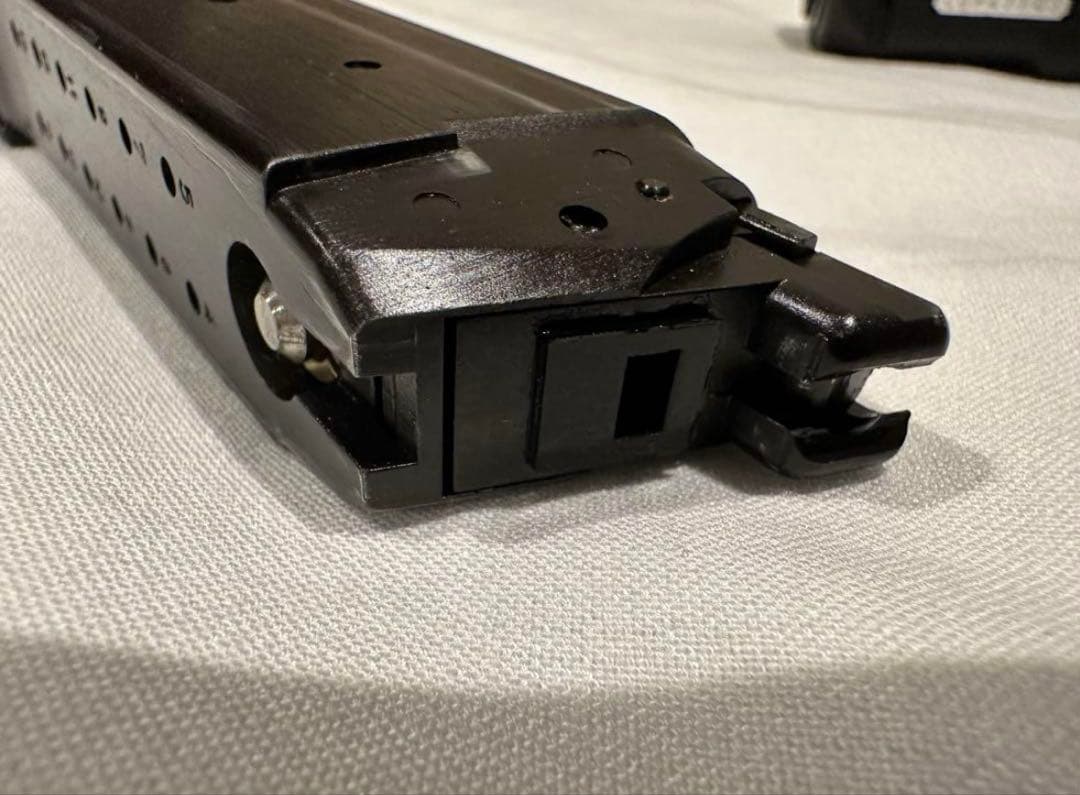 GLOCK 19 ガスガン　KSC ヘビーWT エアソフトガン　革製ホルスター付