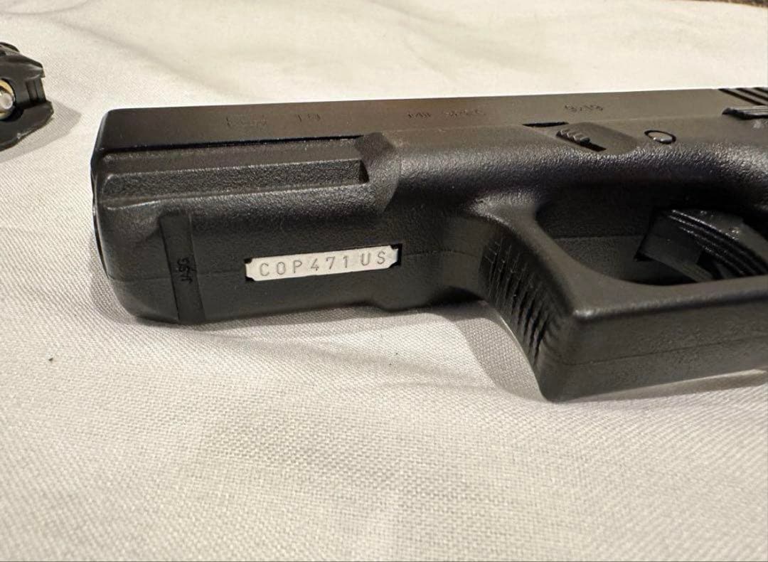 GLOCK 19 ガスガン　KSC ヘビーWT エアソフトガン　革製ホルスター付