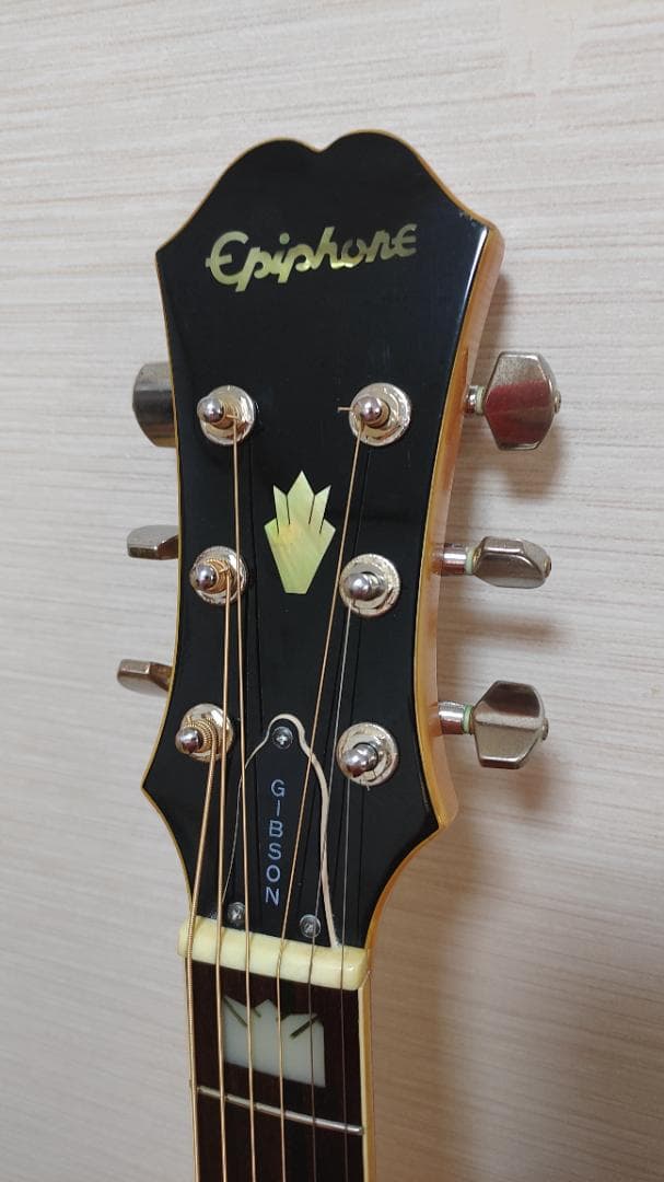 ギター Epiphone EJ-200