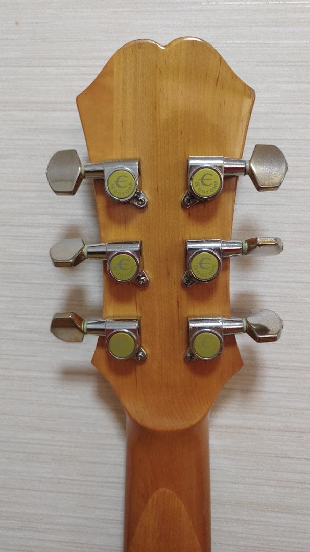 ギター Epiphone EJ-200