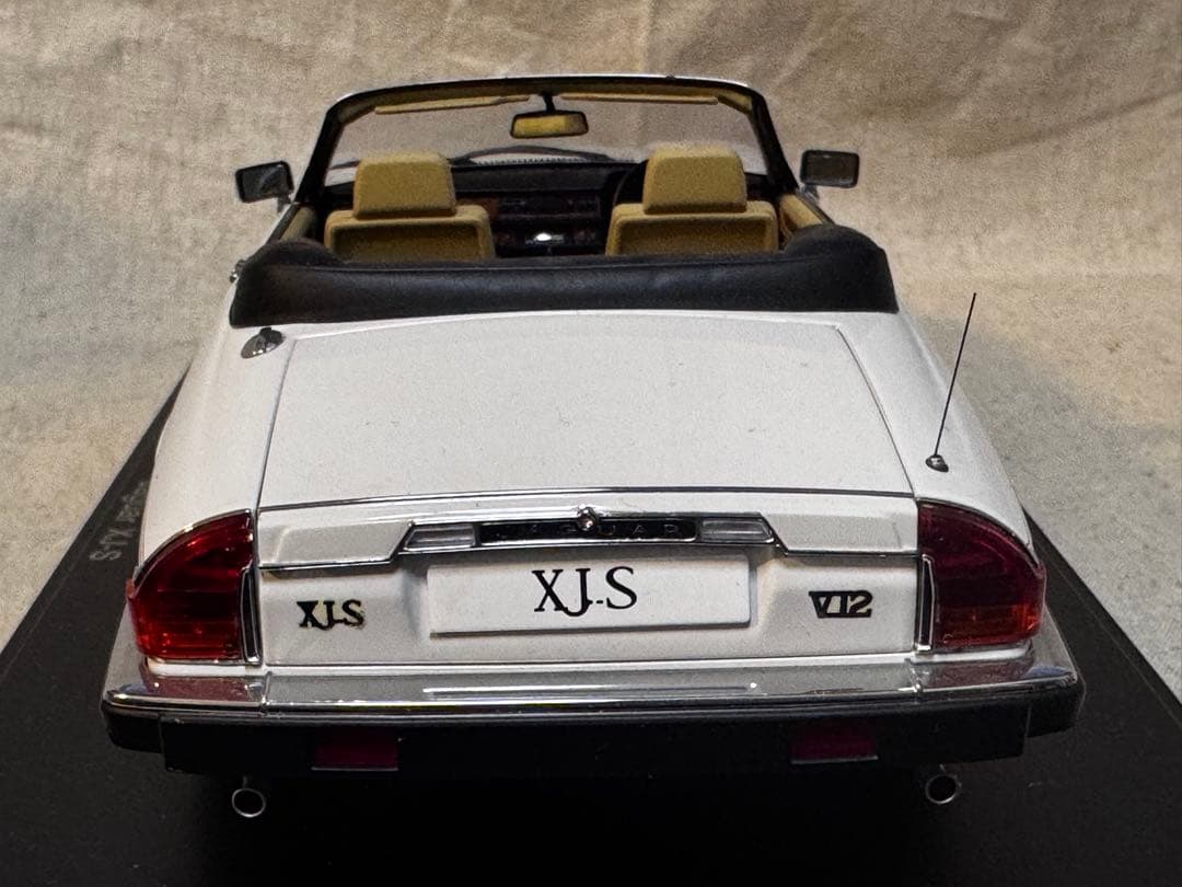 Jaguar XJ-S コンバーチブル　1/18
