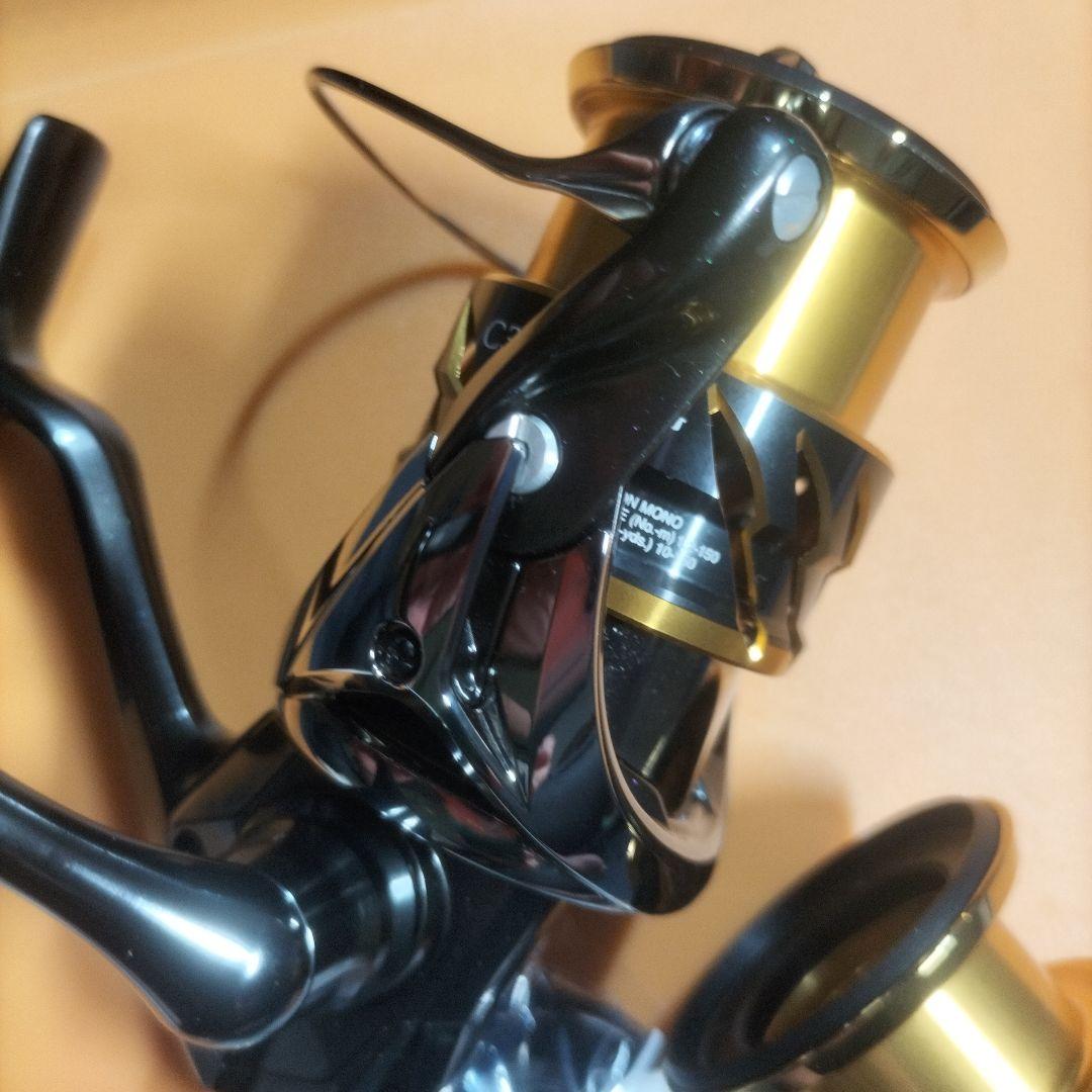 SHIMANO TWIN POWER C3000MHG スピニングリール