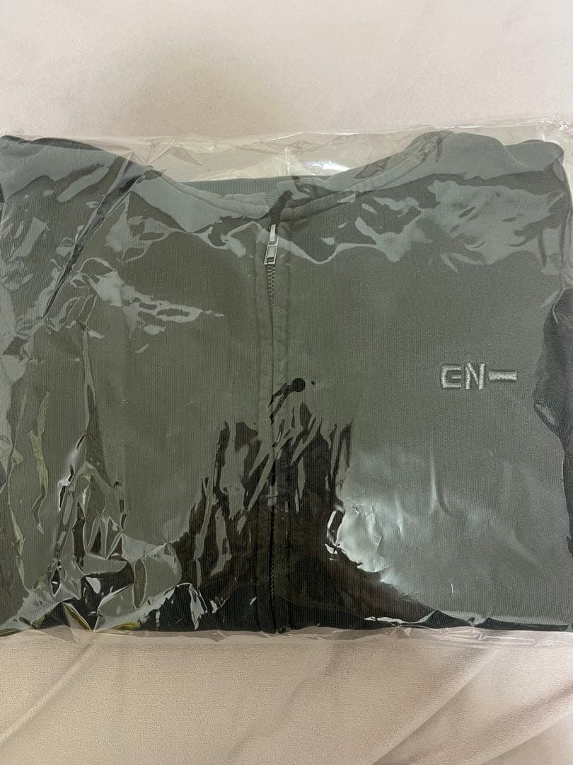 アイドル ENHYPEN House of Vampire ZIP-UP HOODIE M