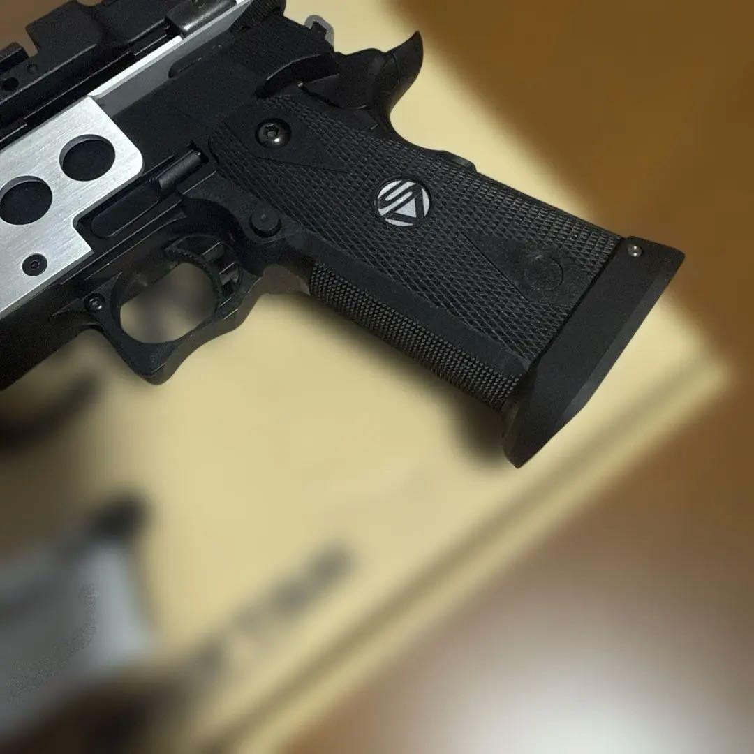 ウエスタンアームズ スピードコンプ5.0 SSC ドットサイトは付きません