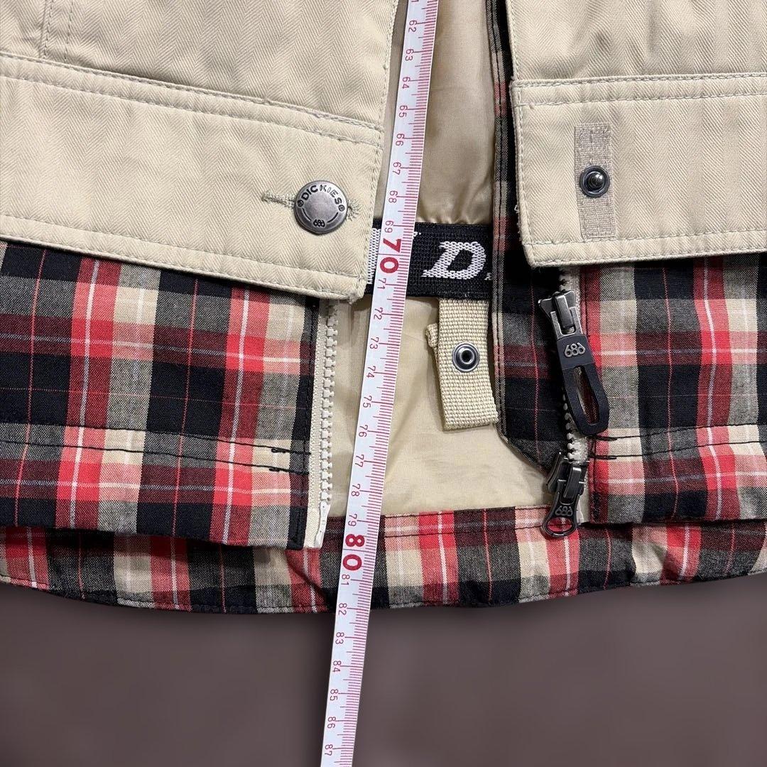 686 スノーボードウェア ベージュ　Dickies 保温素材　撥水加工