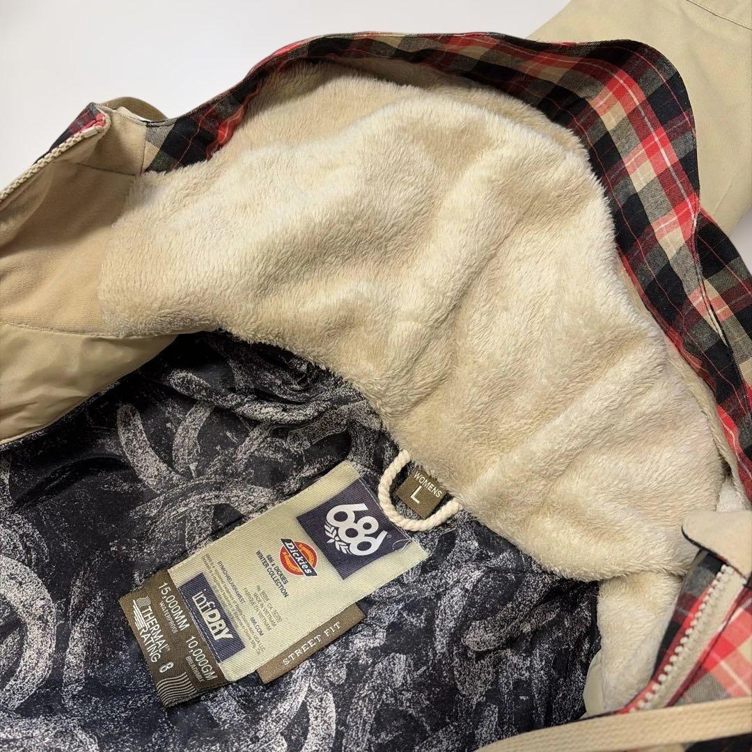686 スノーボードウェア ベージュ　Dickies 保温素材　撥水加工