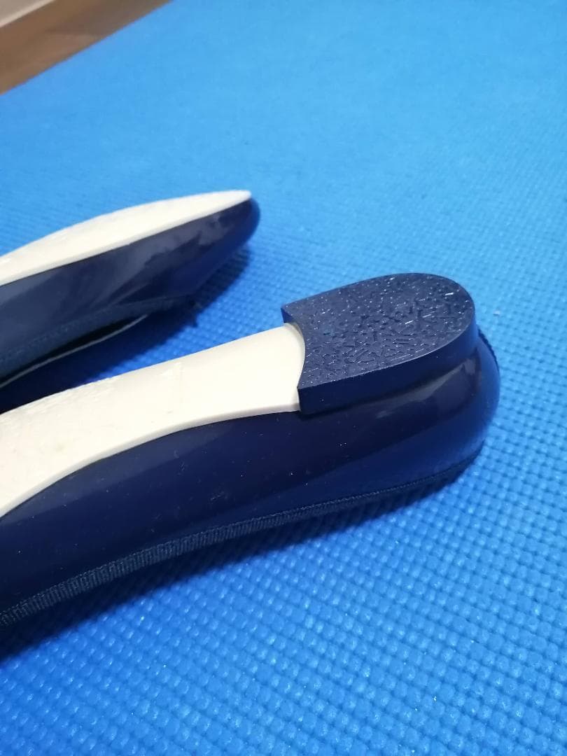 未使用級 repetto サンドリオン　バレエシューズ　フラット 紺 39