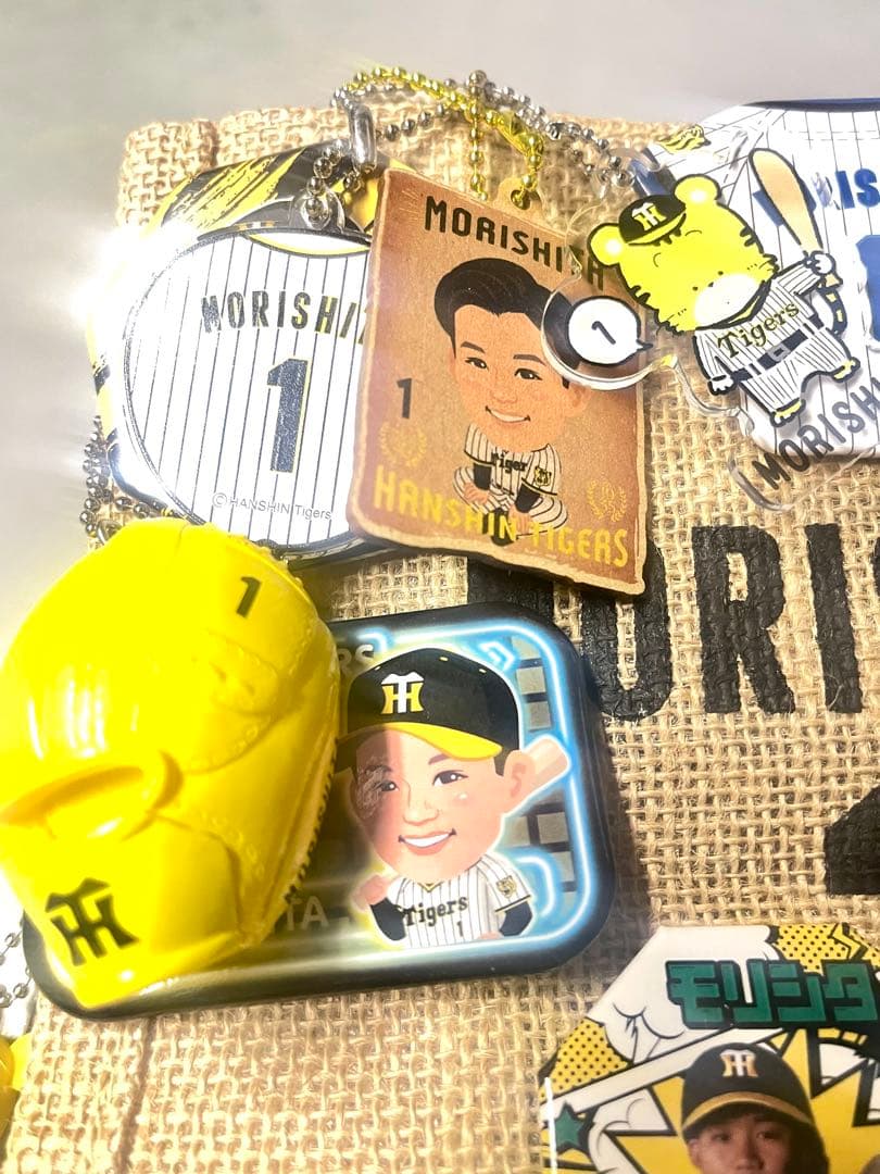 阪神タイガース森下翔太ミニジュードバッグ 缶バッジ チャーム キーホルダーセット