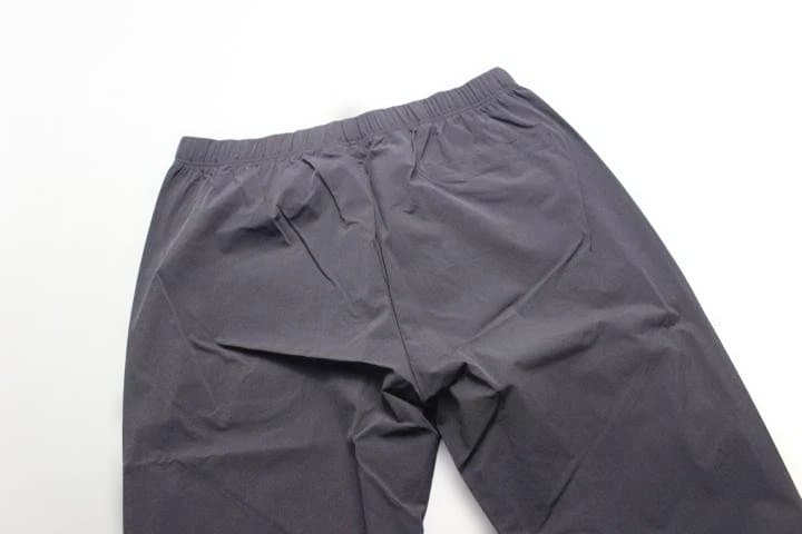 新品CW-X メンズ ロングパンツ￥11000 はっ水(本体) 　Lサイズ　BL