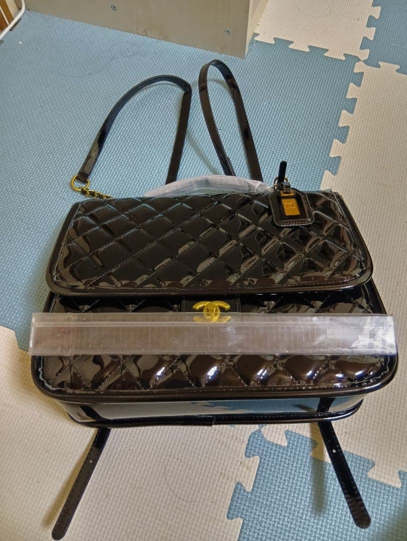 CHANEL ブラック パテントレザー バッグ　リュック