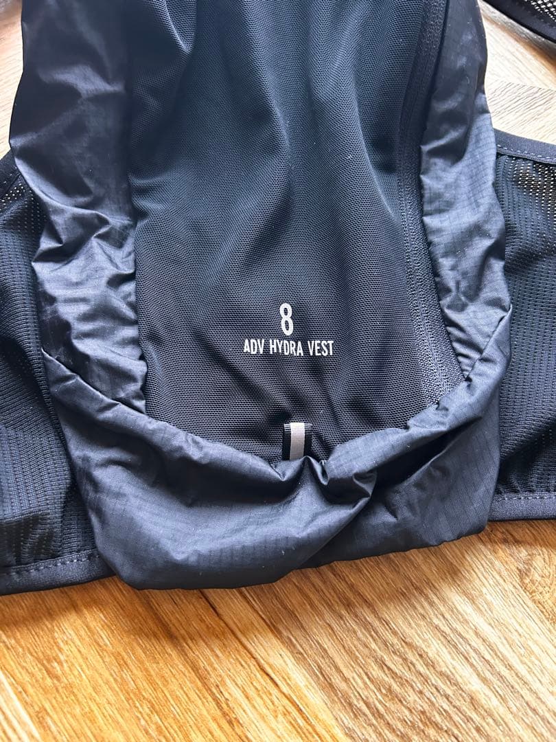 サロモン adv HYDRA VEST 8