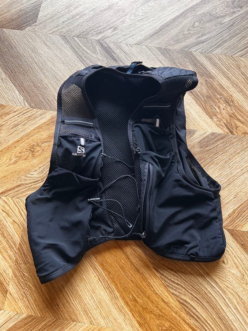 サロモン adv HYDRA VEST 8