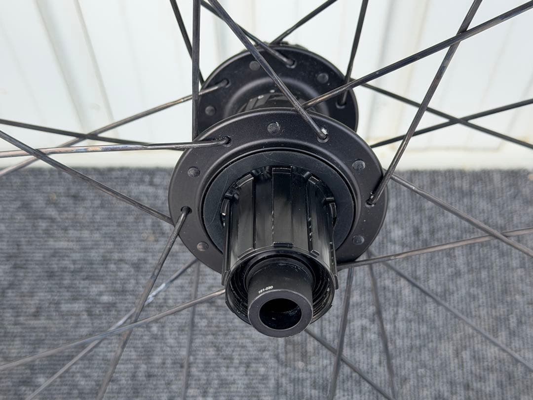 ZIPP 404 Firecrest フックレスホイール　シマノ11〜12速