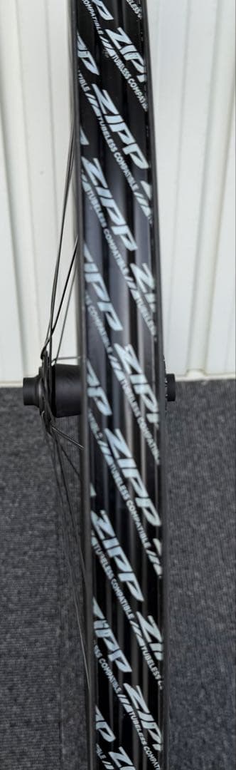 ZIPP 404 Firecrest フックレスホイール　シマノ11〜12速