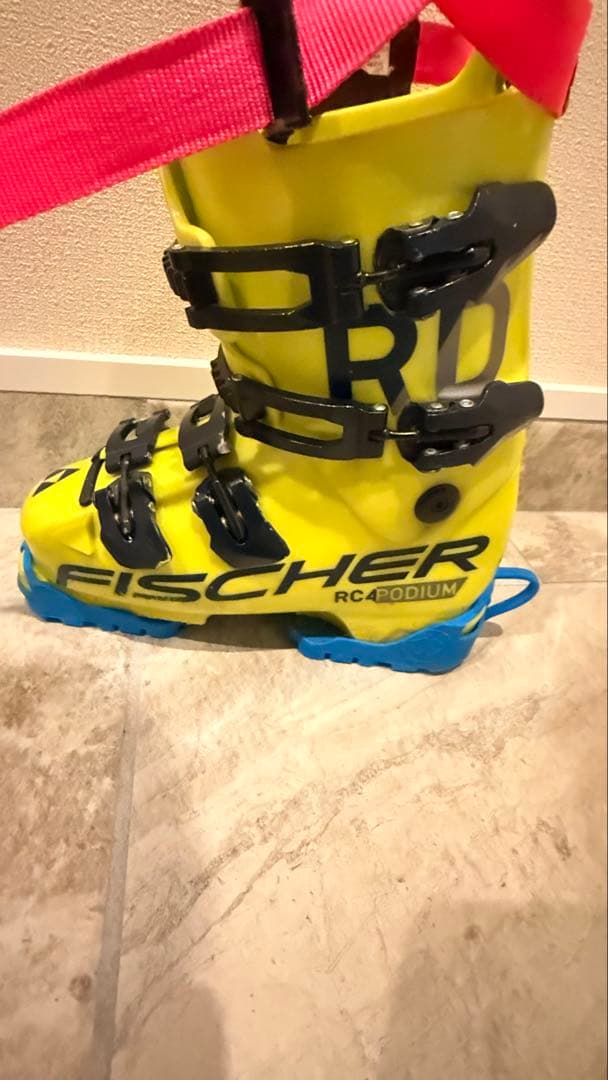 Fischer RC4 Podium RD130 スキーブーツ