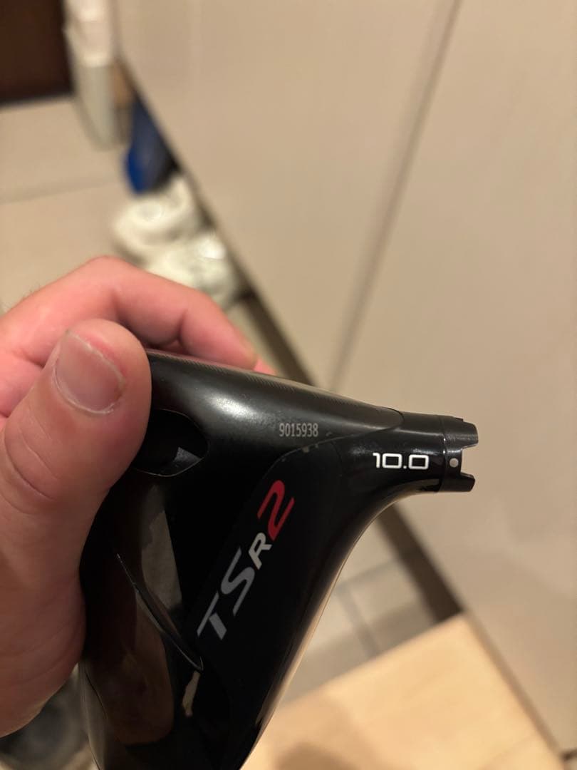 訳ありタイトリスト　TSR2ドライバー　ヘッドのみ　カバー付き