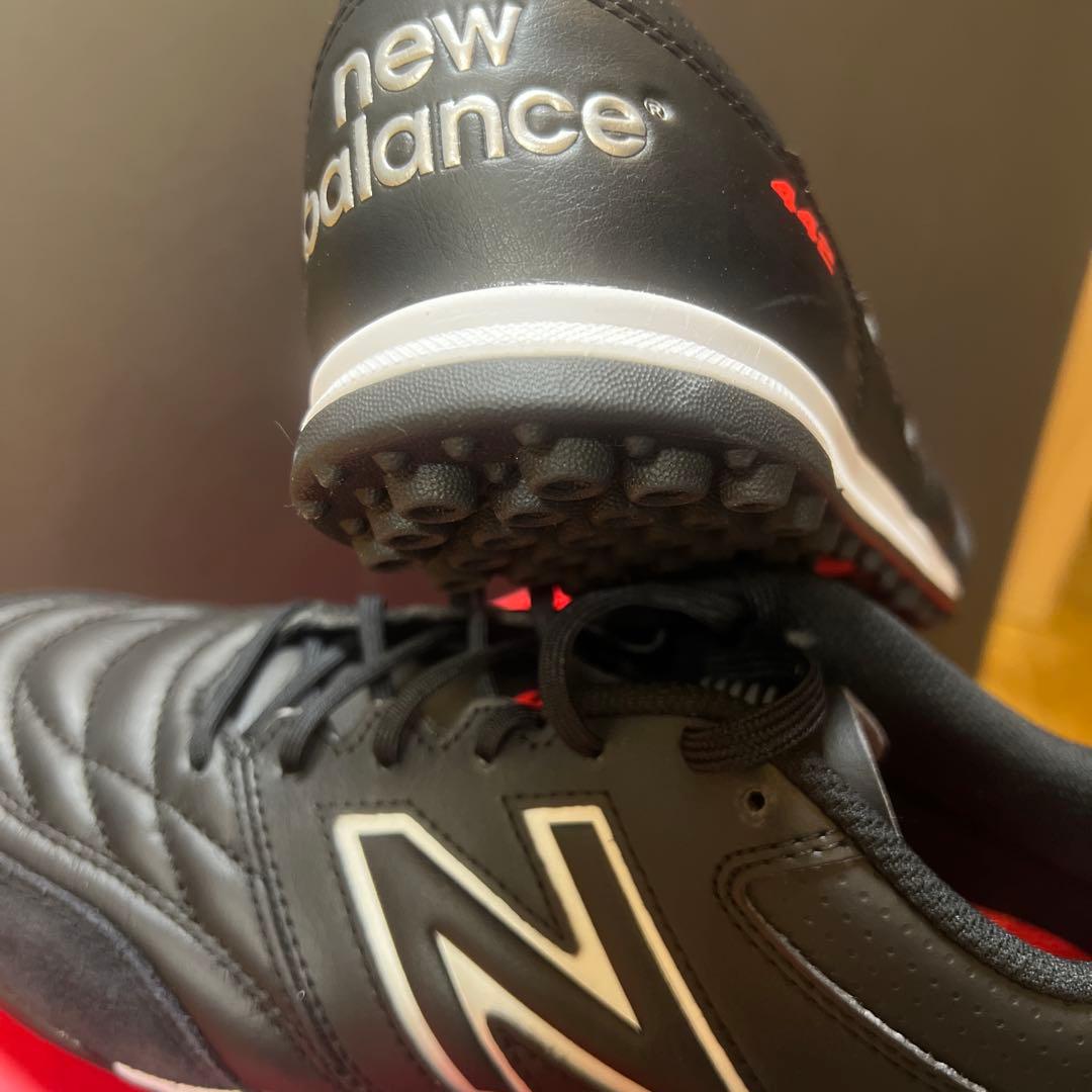 New Balance 442 V2ブラック サッカーシューズ