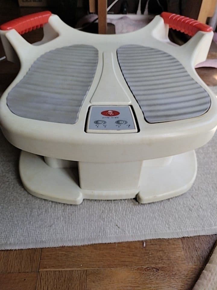 直圧式振動方式　健康器具　「スーパータマラン」