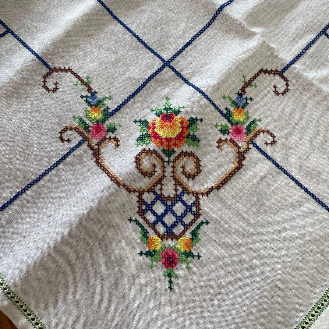 フランスアンティーク花の刺繍テーブルクロス豪華