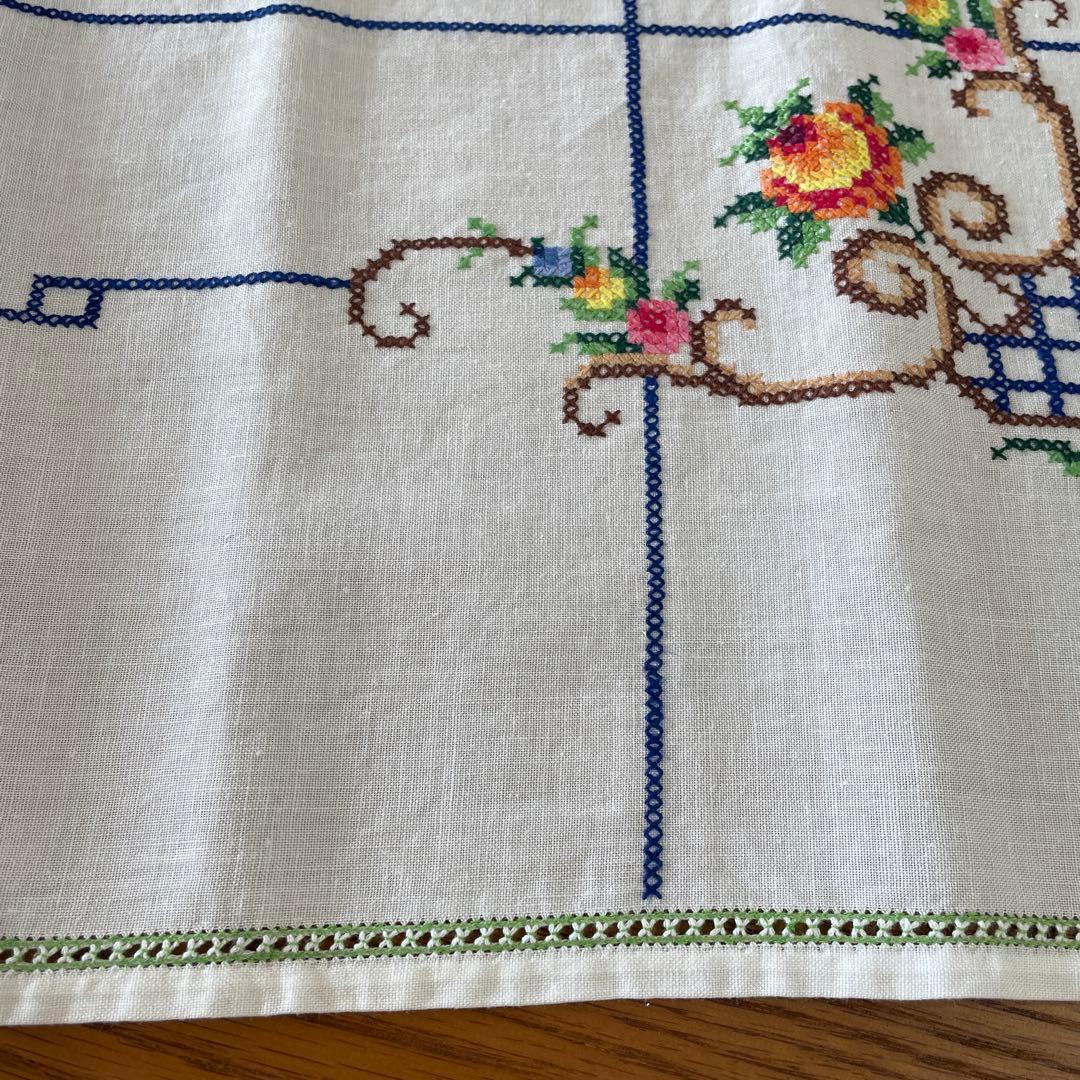 フランスアンティーク花の刺繍テーブルクロス豪華