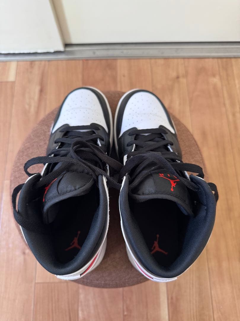 シューズ(女性用) NIKE AIR JORDAN 1 MID BLACK/CHILE