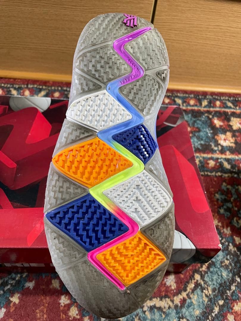 Nike Kyrie Irving シューズ
