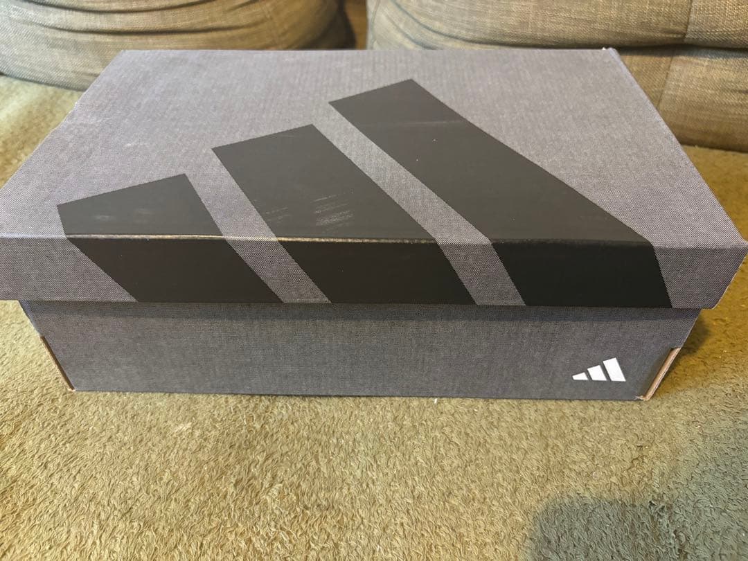 adidas サッカー　スパイク