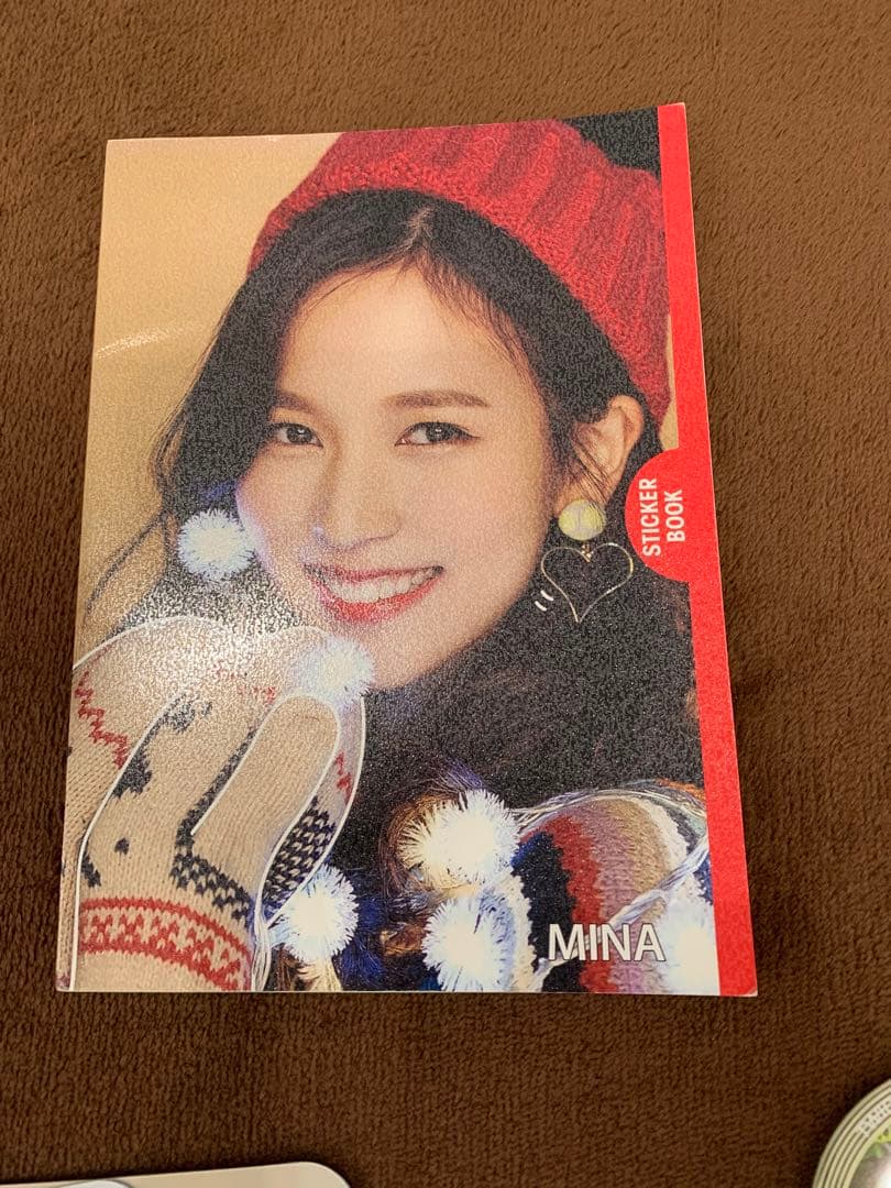 TWICE グッズ まとめ TZUYU ツウィMINA ミナ 缶バッジ ファイル