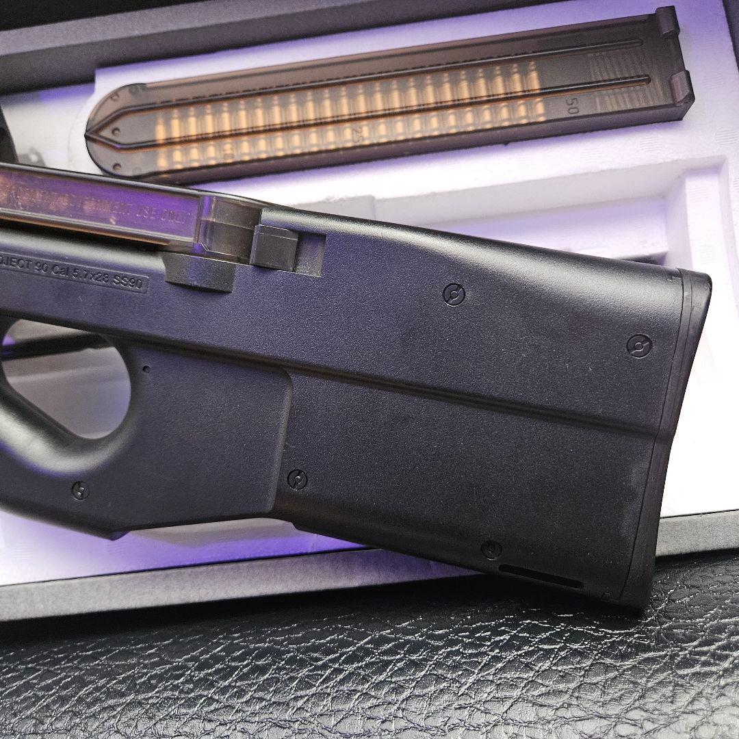 P90 電動ガン 300連マガジン付き